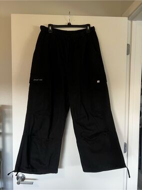 Wide Leg Cargo Pants